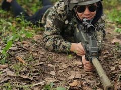 -崇明岛拓展训练真人CS镭战基地