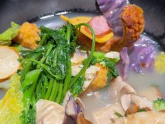 -万记麻辣烫国展总店