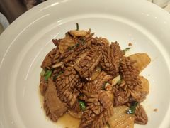 -闫府私房菜·老字号(恒隆店)