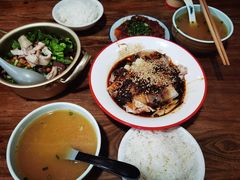 -朱大嘴肥肠血旺(福字街店)