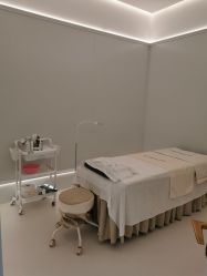 -苑苑vbeauty科技美容SPA