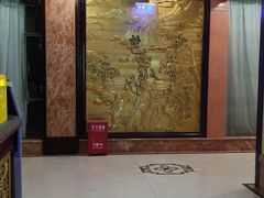 -皇宫大酒店