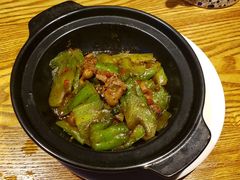 凉瓜啫肥牛煲-小和庆·知味(首铸万科店)