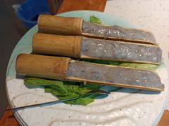 彩色双拼虾滑-莽子老火锅(大坪店)
