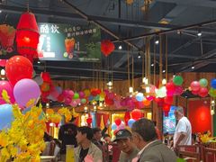 -老滇山寨•云南特色菜•地方菜•民族风情歌舞表演(金碧店)