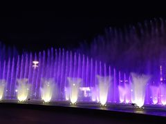 -上海虹桥中心爱琴海亚朵S酒店