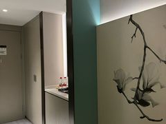 -白玉兰酒店(上海田子坊马当路地铁站店)