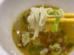 -乡党臊子面(丰庆公园店)