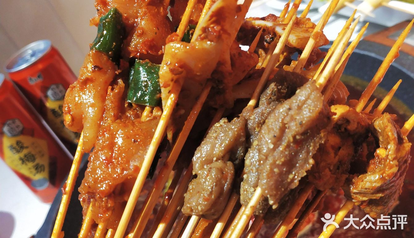 撸串一定要有范儿，要选我就选川范儿