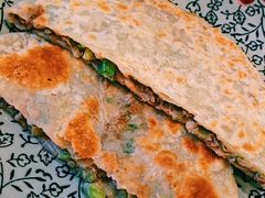 阿拉善驼肉馅饼-格日勒阿妈蒙古厨房(大召店)