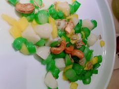 什锦时蔬-虫二酒肆(美罗城店)