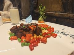 -九尊食上(生态园林酒店)