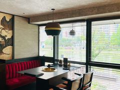 -铭牛烧肉·和牛海鲜自助(高新月牙湖店)