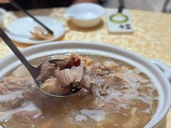 羊肉煲-老东风菜馆·羊肉火锅·海鲜·砂锅粥