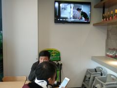 -老乡鸡(武汉中南梅苑小区地铁站店)