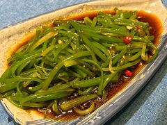 -香巴拉云南餐厅(华莱坞店)