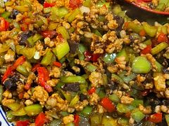 黑三剁炒饭-蜗牛小馆醉乡民谣云南菜(惠新西里店)