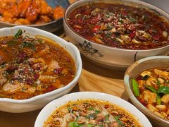 -十三式重庆江湖菜(金茂览秀城店)