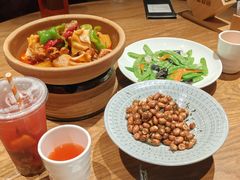 -耶里夏丽·新疆菜·家庭聚场(百联中环购物广场店)