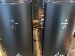 -星巴克臻选(上海合生汇1F店)