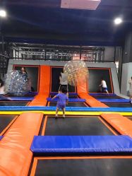 -蹦贝运动中心·蹦床·攀岩·闯关(龙岗店)