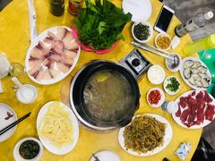 -濠轩阁特色生蚝火锅(水湾路店)