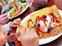 草莓可丽饼-RAC BAR(安福路店)