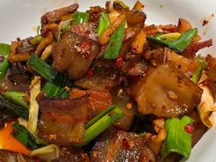 大蒜炒腊肉-大碗先生(万家丽店)