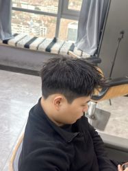 -藤野造型烫发染发