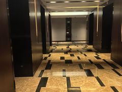 -上海龙之梦万丽酒店