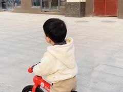 -八爪矩阵极限运动馆·儿童平衡车·感统训练(南海子公园校区)