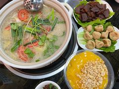 软哨-黔府豆米火锅野菜馆(南马店)