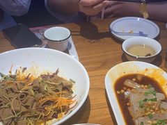 -俭寨大盘鸡·缸子肉·小公鸡·新疆菜(云通店)