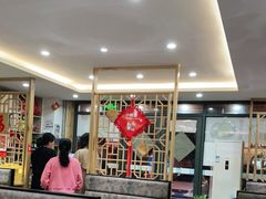 大堂-东北农家院·铁锅炖(莘庄店)