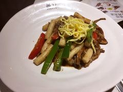 炒年糕-本家韩国烤肉(青岛万象城店)