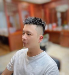 -尼特斯男士发型馆