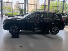 -天津波士信达奔驰4S店(卫津南路店)