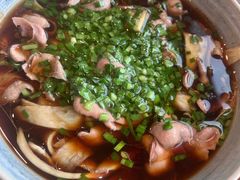 -蜜桃餐厅·伴山(湖滨商业街店)