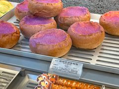 -好利来(上海虹桥新天地Lab主题店)