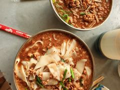 -正宗杨记普洱酸醋米线(总店)