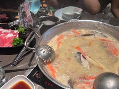 -捞王锅物料理(上海世茂广场店)