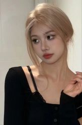 -丝语萱形象