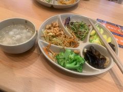 -素满香·全民食养自助(长宁龙之梦店)