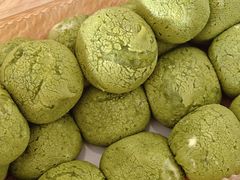 龙井菠萝爆浆麻薯-泸溪河桃酥(西直门凯德店)