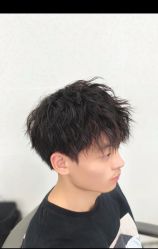 -苏豪美发S A L O N烫发染发