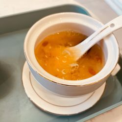 -赢韵美甲美睫瑞士净斑中心