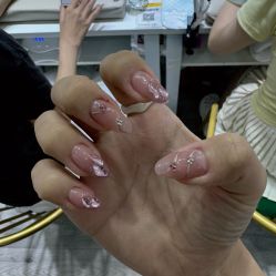 -晨·艺美甲美睫
