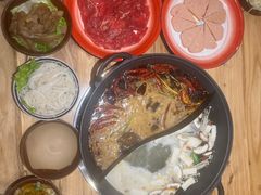 -虾领航小龙虾·吉林烧烤(柳州路店)