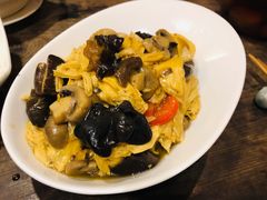 菌菇烩腐竹-五观堂素食(新华路店)