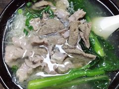 -郑记广东肠粉王(湾畔大街店)